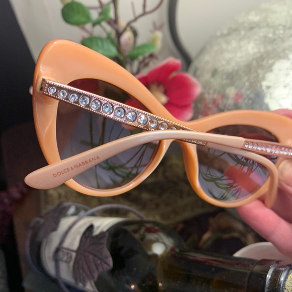 Authentic DOLCE & GABBANA 52mm Cat crystals Acetate sunglasses - Picture 9 of 12